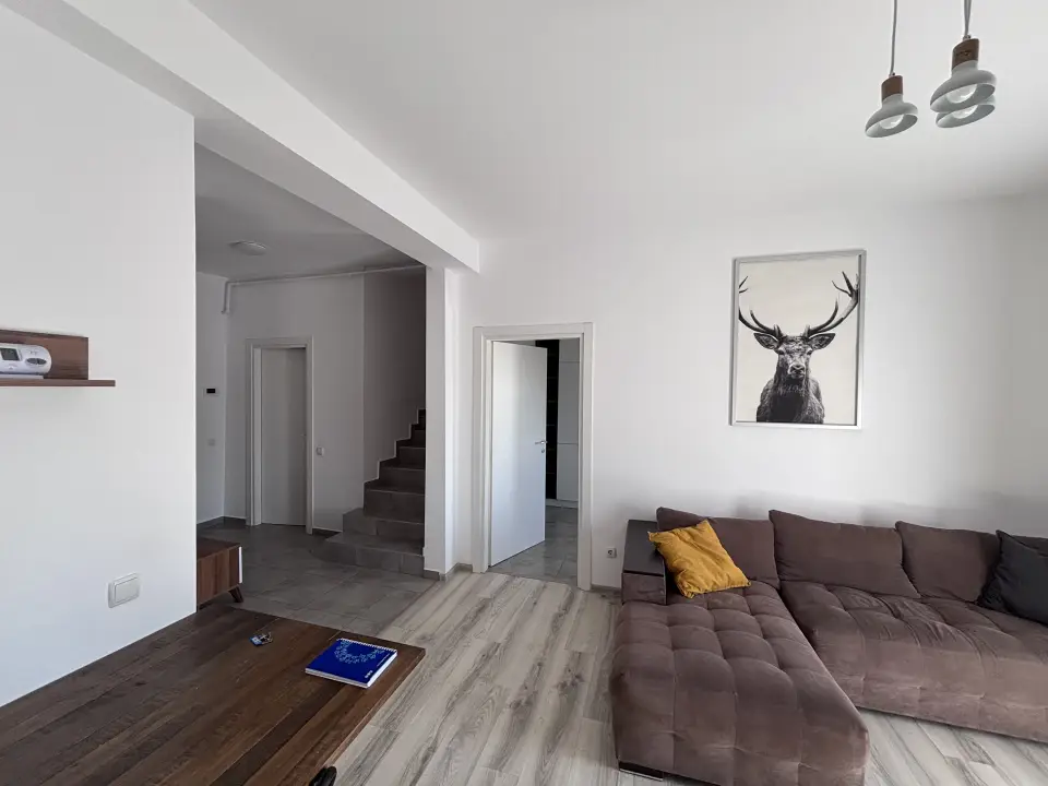 INCHIRIEZ PENTHOUSE NORTHLIGHT COSMOPOLIS img 8